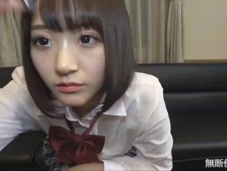 有韻味的大姐姐絲襪情趣短裙誘惑，全程露臉大秀直播，激情豔舞揉奶玩逼，跟狼友互動撩騷，淫聲蕩語不斷好騷